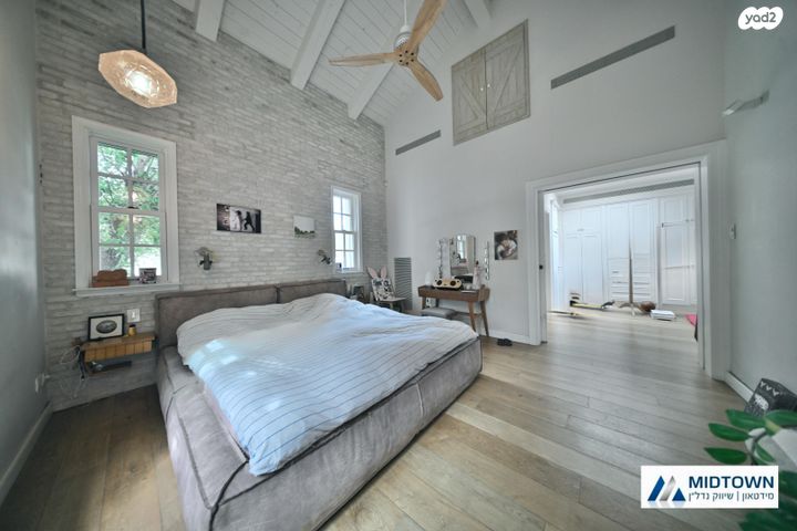 דו משפחתי, שמואל הנגיד, מורשה, רמת השרון