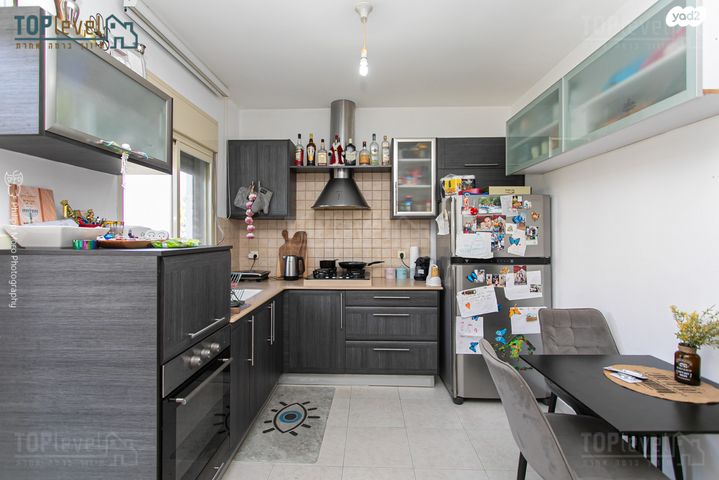 דירה, בת חן 56, רמת חן, חיפה