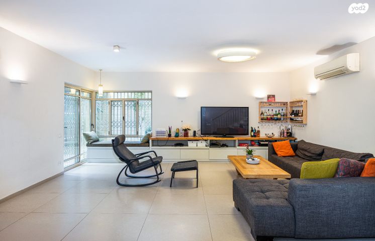 דופלקס, רחל המשוררת 4, בית הכרם, רמת בית הכרם, ירושלים