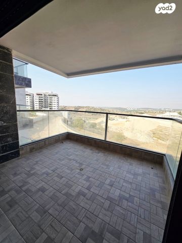 דירה, חיים ויצמן, מורשת, מודיעין מכבים רעות