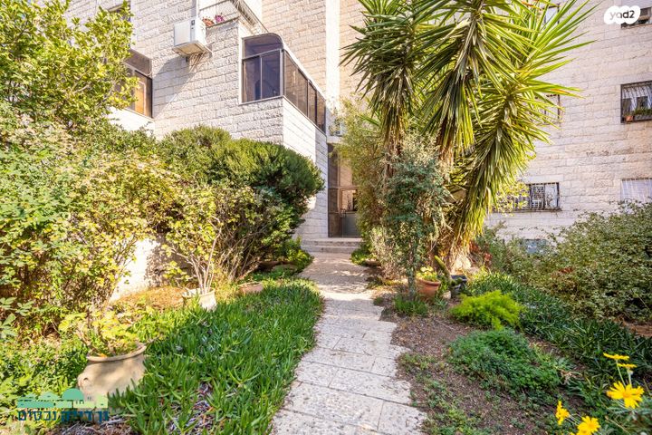 דירה, קורא הדורות 37, תלפיות, ירושלים