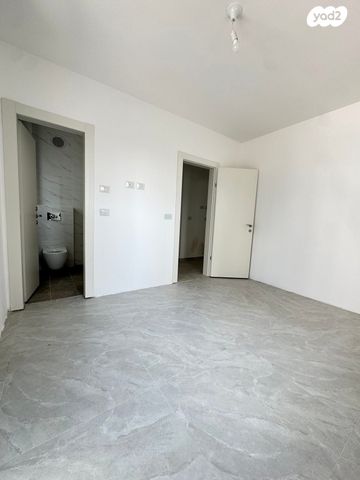 דירה, כרמי הנדיב, אחוזת רוטנר, קרית מלאכי