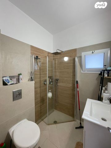 דירה, אבשלום, חדרה