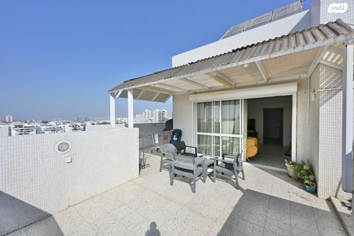 גג/ פנטהאוז, בית הערבה, קרית גנים, ראשון לציון