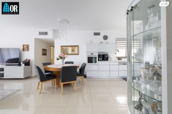 דירה, אבנר בן נר, סביוני נצר סירני, נס ציונה