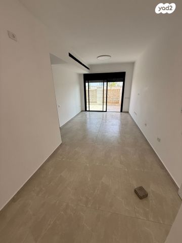 דירת גן, אשקלון