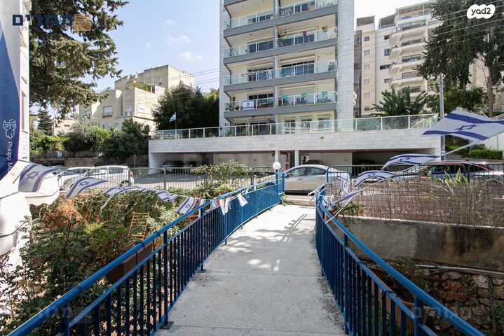 דירה, כרמי, רוממה, חיפה