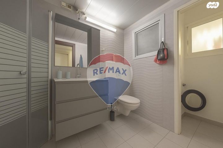 דירה, הבריגדה היהודית, נתניה