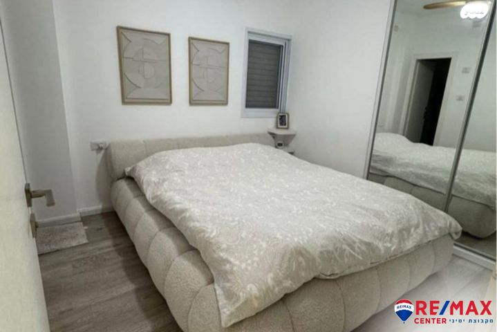 דירה, צבי הירשפלד, רמז, מערב ותיק, ראשון לציון