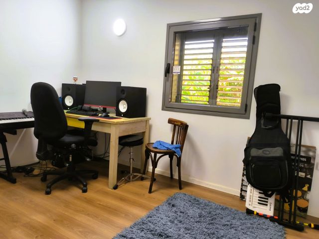 דירה, לוי אשכול, מרכז דרום, רעננה