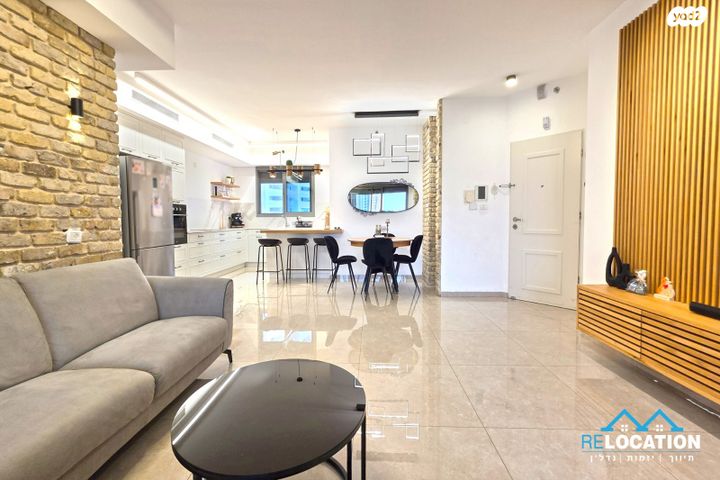 דירה, משכנות האומנים, קרית מוצקין