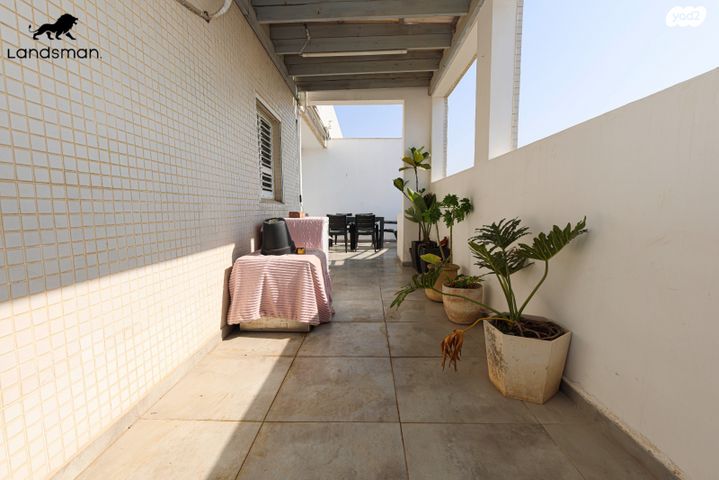 גג/ פנטהאוז, אמנון ותמר 25, רמת פולג, נתניה