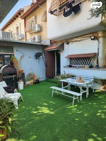 בית פרטי/ קוטג', השופטים, נאות יהודית ונווה ארזים, חולון