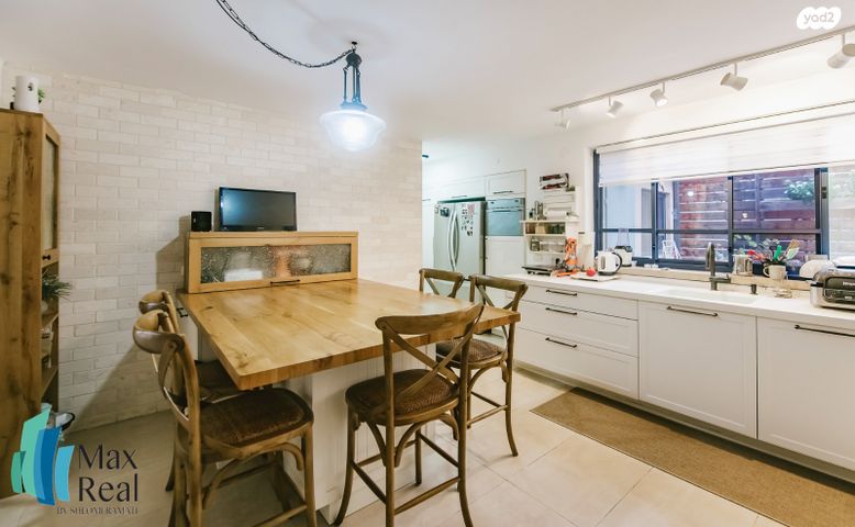 בית פרטי/ קוטג', כוכב יאיר, כוכב יאיר / צור יגאל