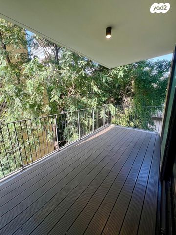 דירה, נחמיה 19, כרם התימנים, תל אביב יפו