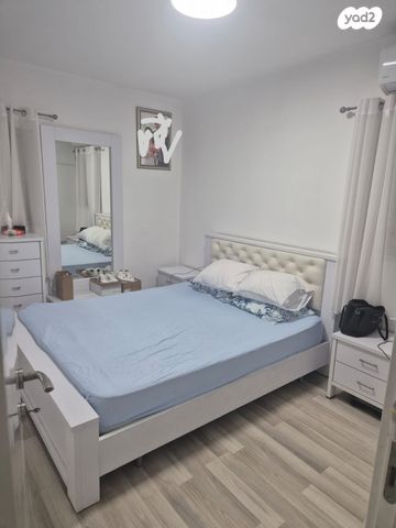 דירה, הרב יעקב רקח, נאות גנים, נתניה