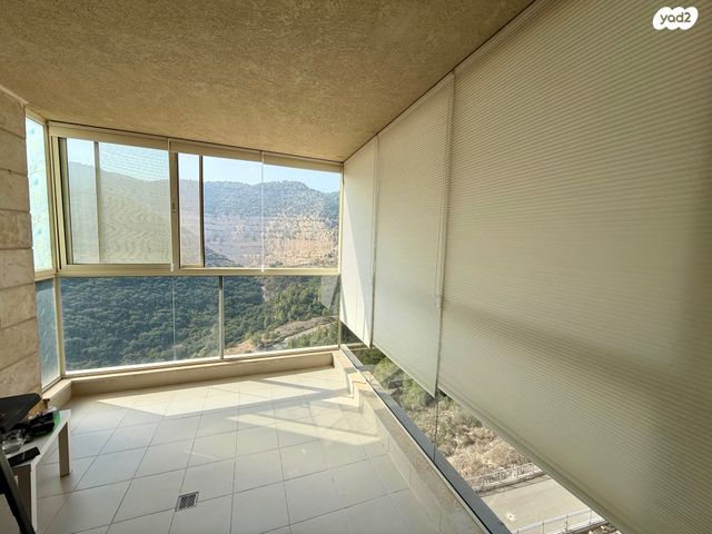 דירה, דוכיפת, רמות יצחק, נשר