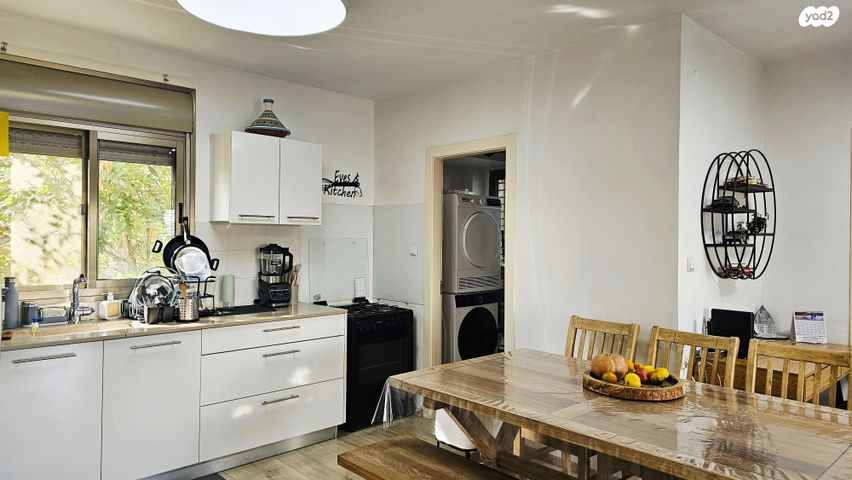 דירה, עמק זבולון, מודיעין מכבים רעות