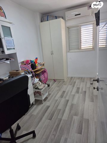 דירה, הרב יעקב רקח, נאות גנים, נתניה