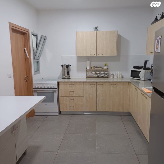 דירה, המחנה הצבאי, קרית מלאכי