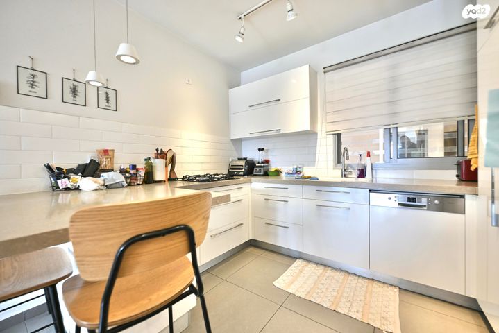 דירה, משה לרר 20, ארגמן, נס ציונה