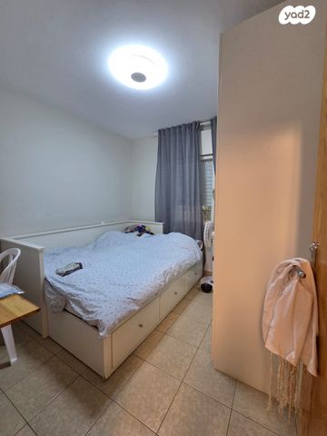 דירה, גבעת זאב