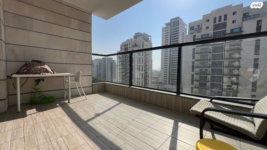 דירה, נרקיסים, ראשון לציון