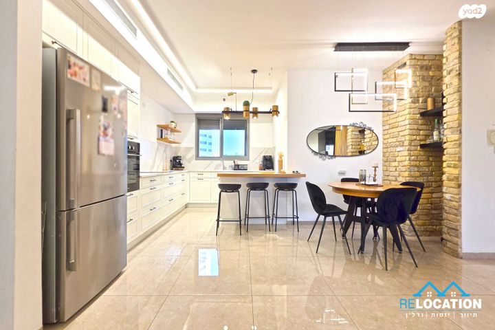 דירה, משכנות האומנים, קרית מוצקין