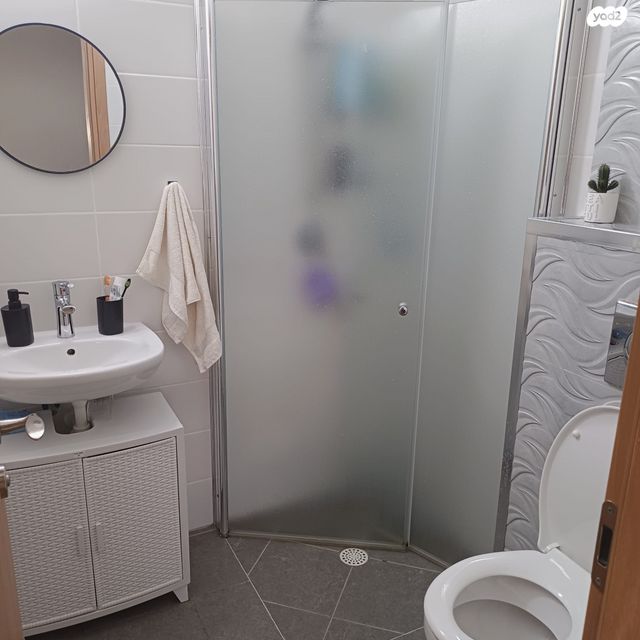 דירה, המחנה הצבאי, קרית מלאכי