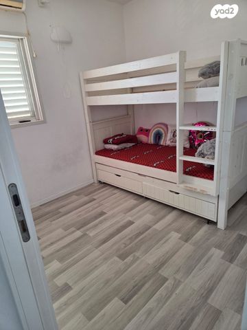 דירה, הרב יעקב רקח, נאות גנים, נתניה