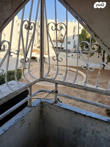 דירה, האחות יהודית 236, גילה, ירושלים