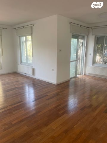 בית פרטי/ קוטג', בית זית, בית זית