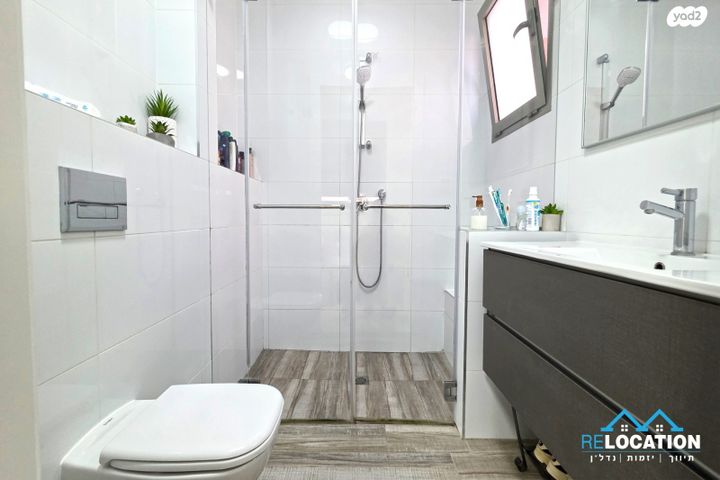 דירה, משכנות האומנים, קרית מוצקין