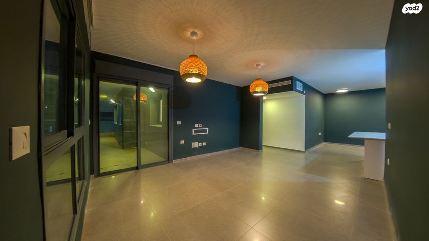 דירה, ז'בוטינסקי 4, עיר, מרכז העיר, נהריה