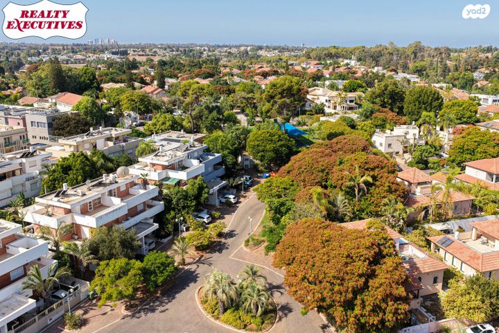 בית פרטי/ קוטג', הלוויים, הדר, הוד השרון