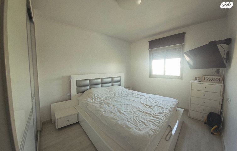 דירה, עמק זבולון, מודיעין מכבים רעות