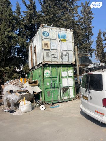 מחסן, הנביאים, אזור תעשיה ומסחר, רמת השרון