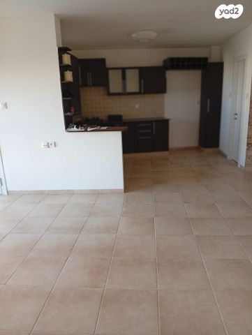 דירה, שדרות קדש 36, ברנע, אשקלון