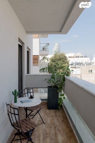 דירה, זלמן שניאור 13, לב תל אביב, לב העיר צפון, תל אביב יפו