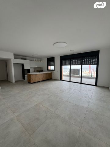 דירה, פארק העסקים האלף, ראשון לציון