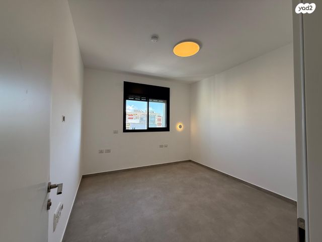 דירה, אוסישקין 39, מרכז העיר דרום, נתניה