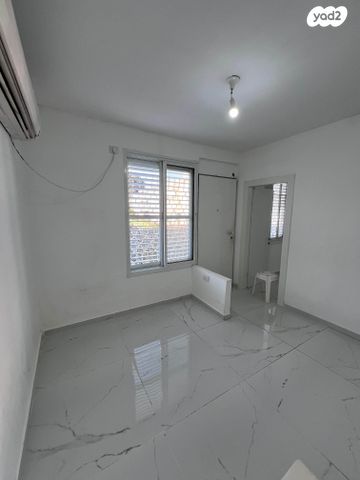 דירת גן, אברבנאל 54, בן גוריון, אשקלון