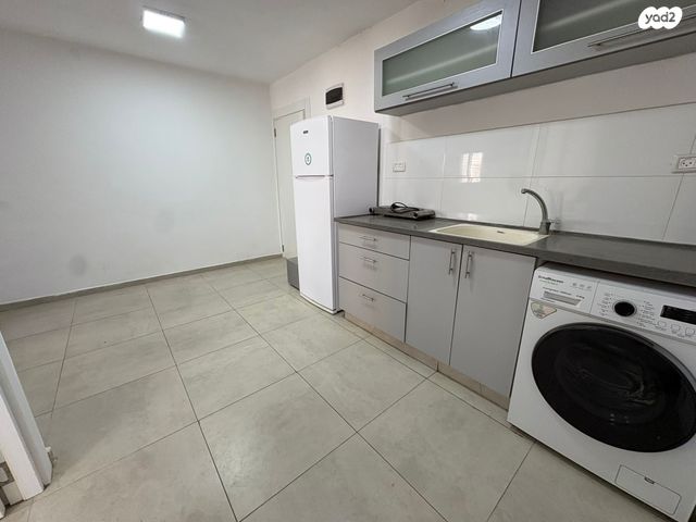 יחידת דיור, דרך המשחררים, שכונה א', באר שבע