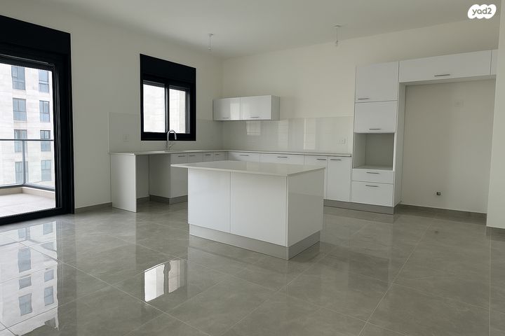 אמנון ליפקין שחק 6