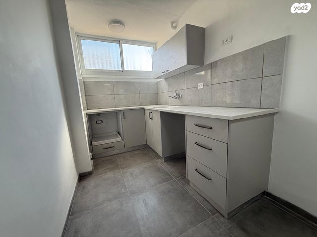 דירה, דרך הארבעה 40, עכו