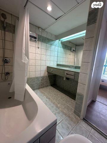 דירה, שושנת הכרמל 67, כרמל מערבי, חיפה