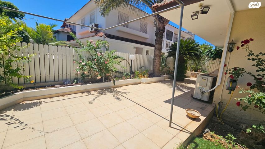 דו משפחתי, ביאליק, מרכז דרום, רעננה