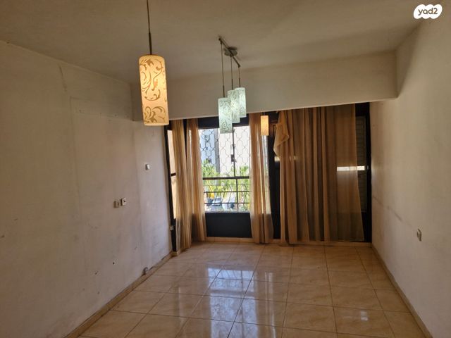 דירה, שדרות ששת הימים, נווה אליעזר וכפר שלם מזרח, תל אביב יפו