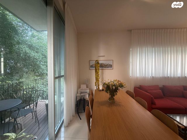 דירה, אסתר המלכה, הצפון הישן - דרום, תל אביב יפו