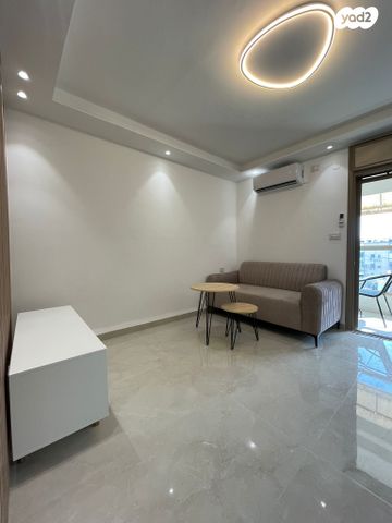 דירה, שדרות יוספטל 72, מרכז העיר, קרית אתא